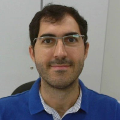 Dr. Tiago Davi Curi Busarello Headshot